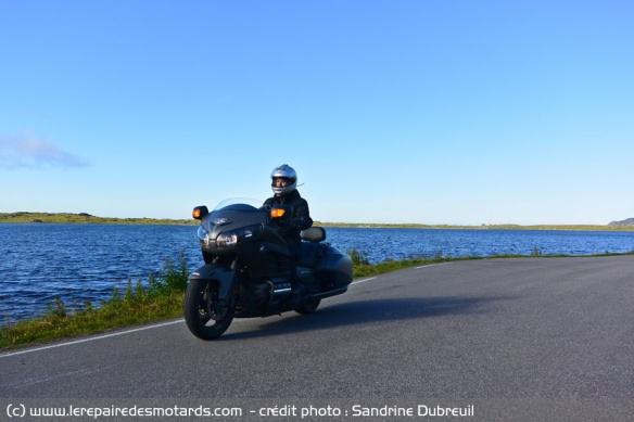 Route à moto sur les Lofoten