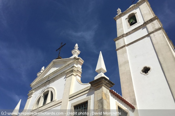 Portugal : Eglise dans l'Algarve