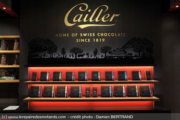 A peine le repas terminé, place à une visite de la chocolaterie Cailler