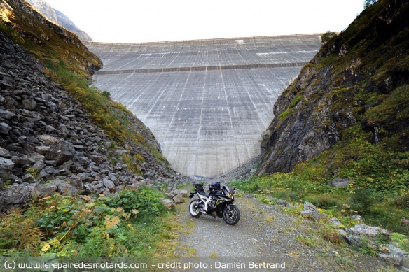 La Grande Dixence est le plus haut barrage-poids au monde