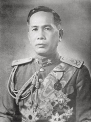 Plaek Pibulsonggram 